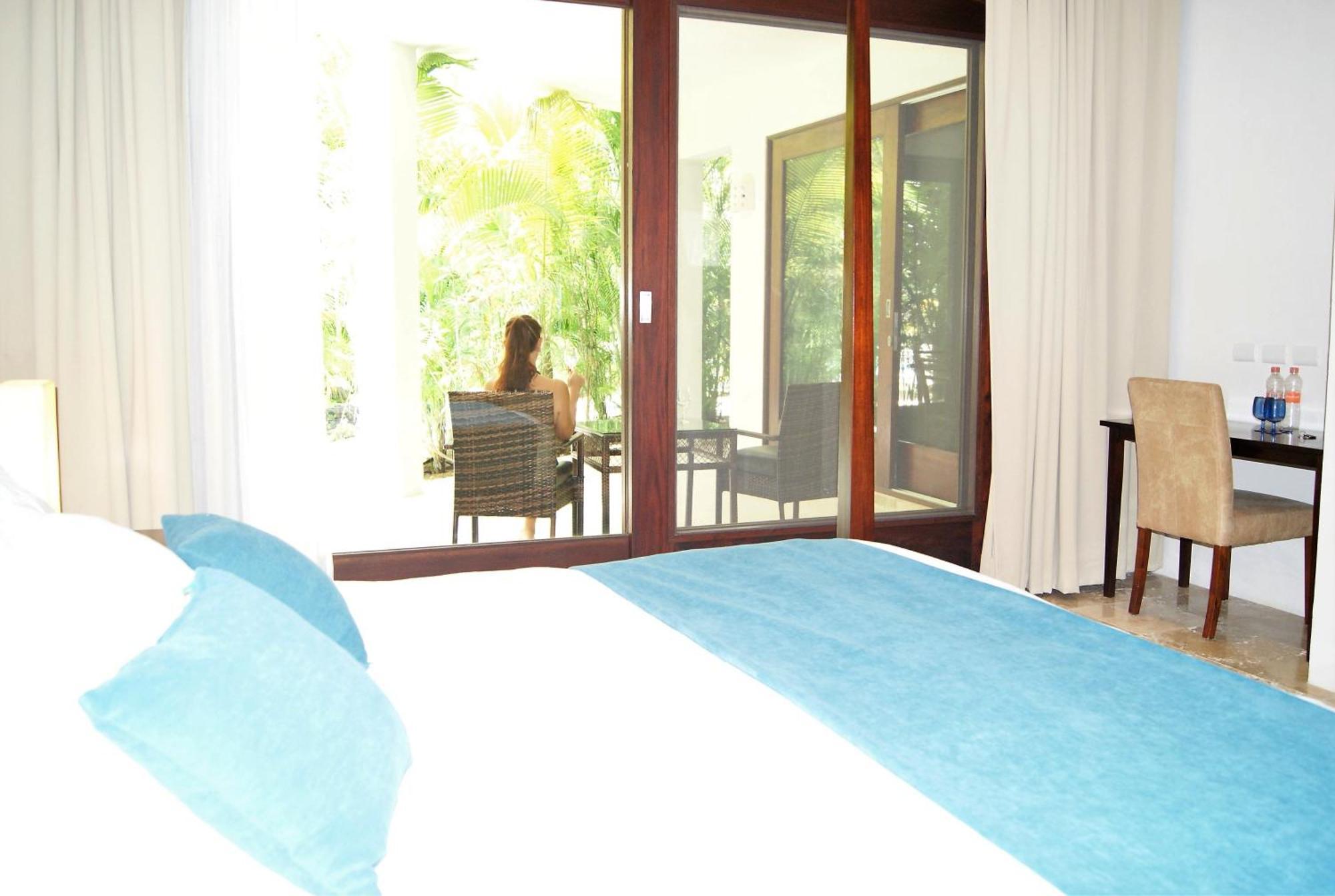 Mak Nuk Village - Clothing Optional Tulum Rum bild